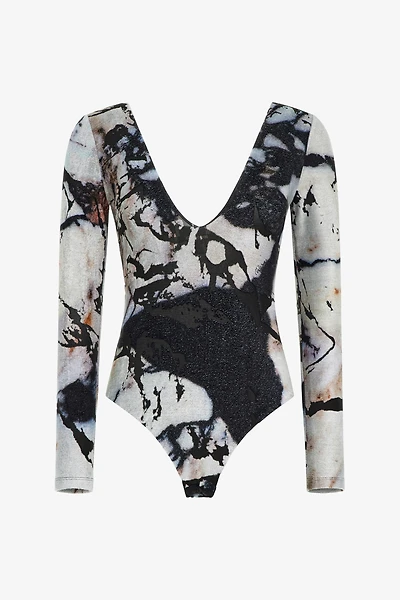 Marble print body