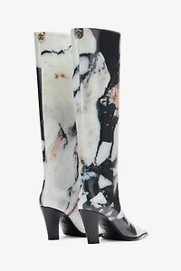 Knee-high boots with Marble print