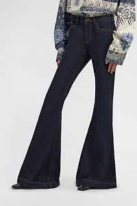 Flared Jeans