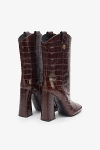 Boots with RC Logo