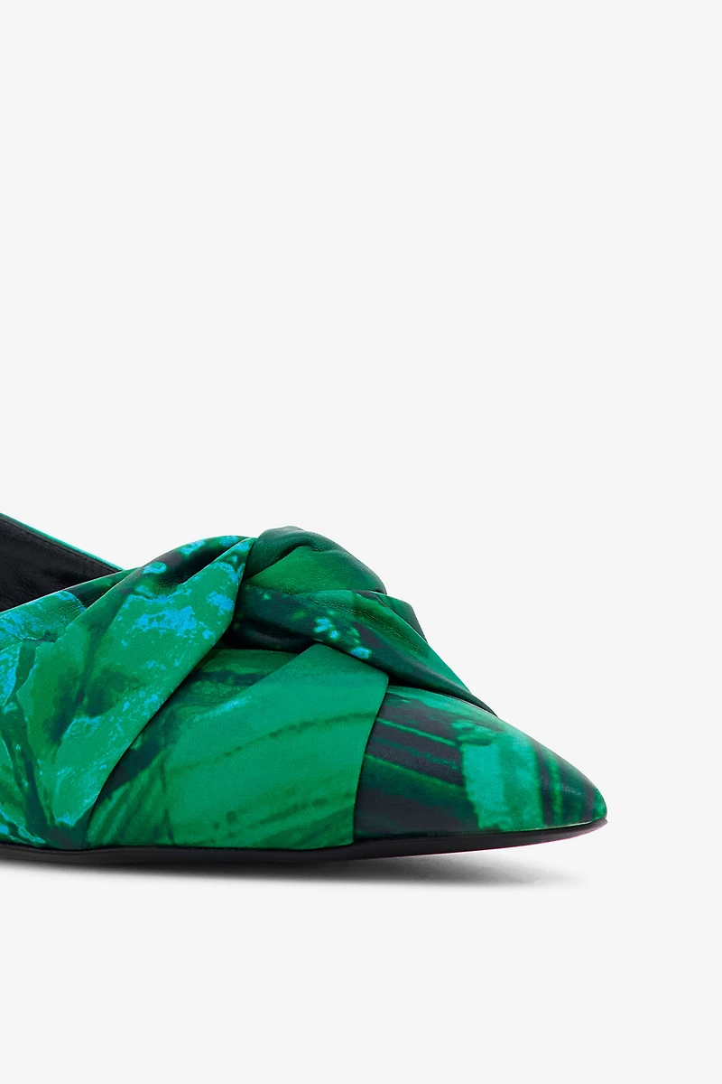 Le Pettegole slingback with Malachite print