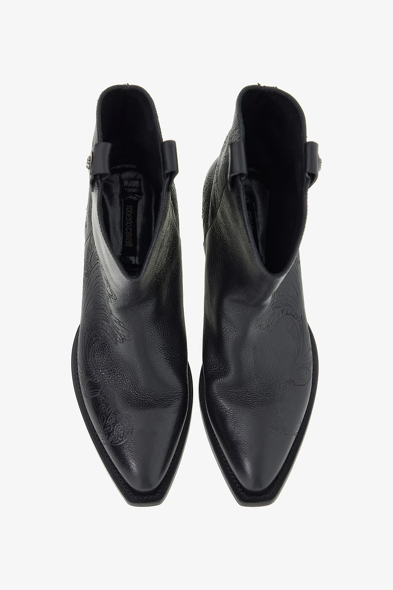 Textano Boots with Fang detail