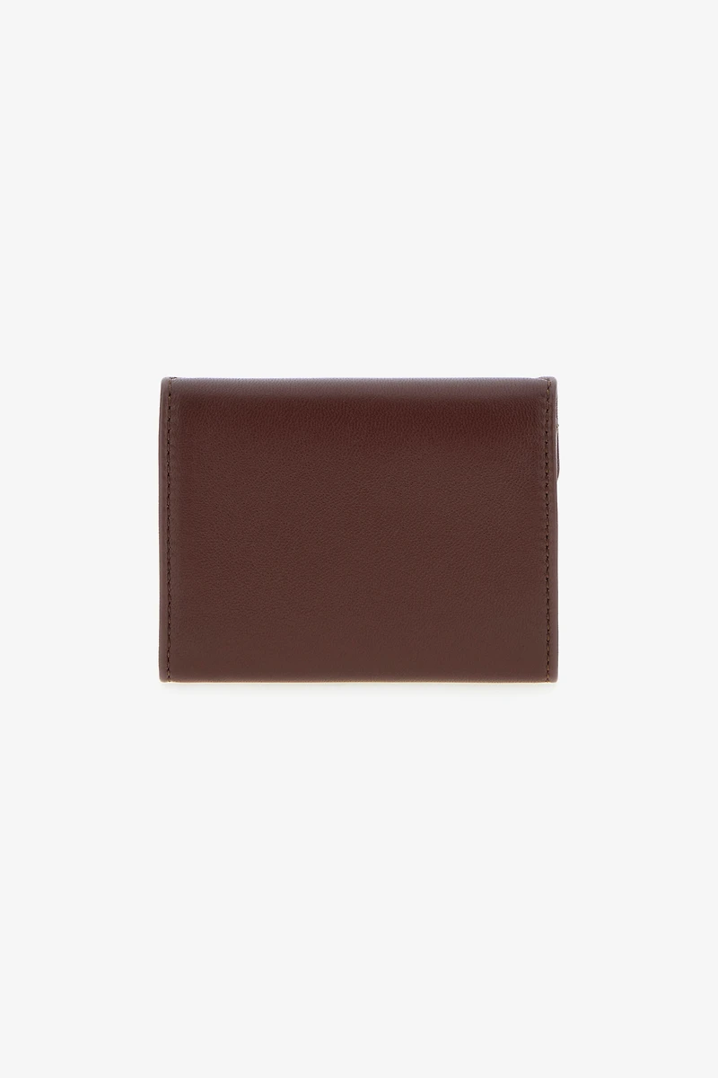 Fang closure wallet
