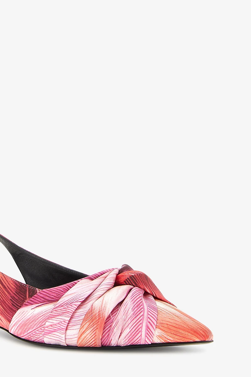 Le Pettegole slingback with Plumage print