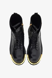 Combat boot with RC Logo