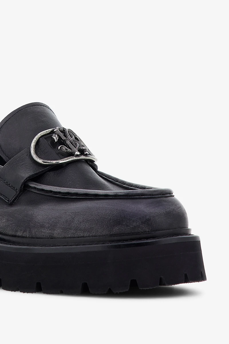 Loafers with metal buckle
