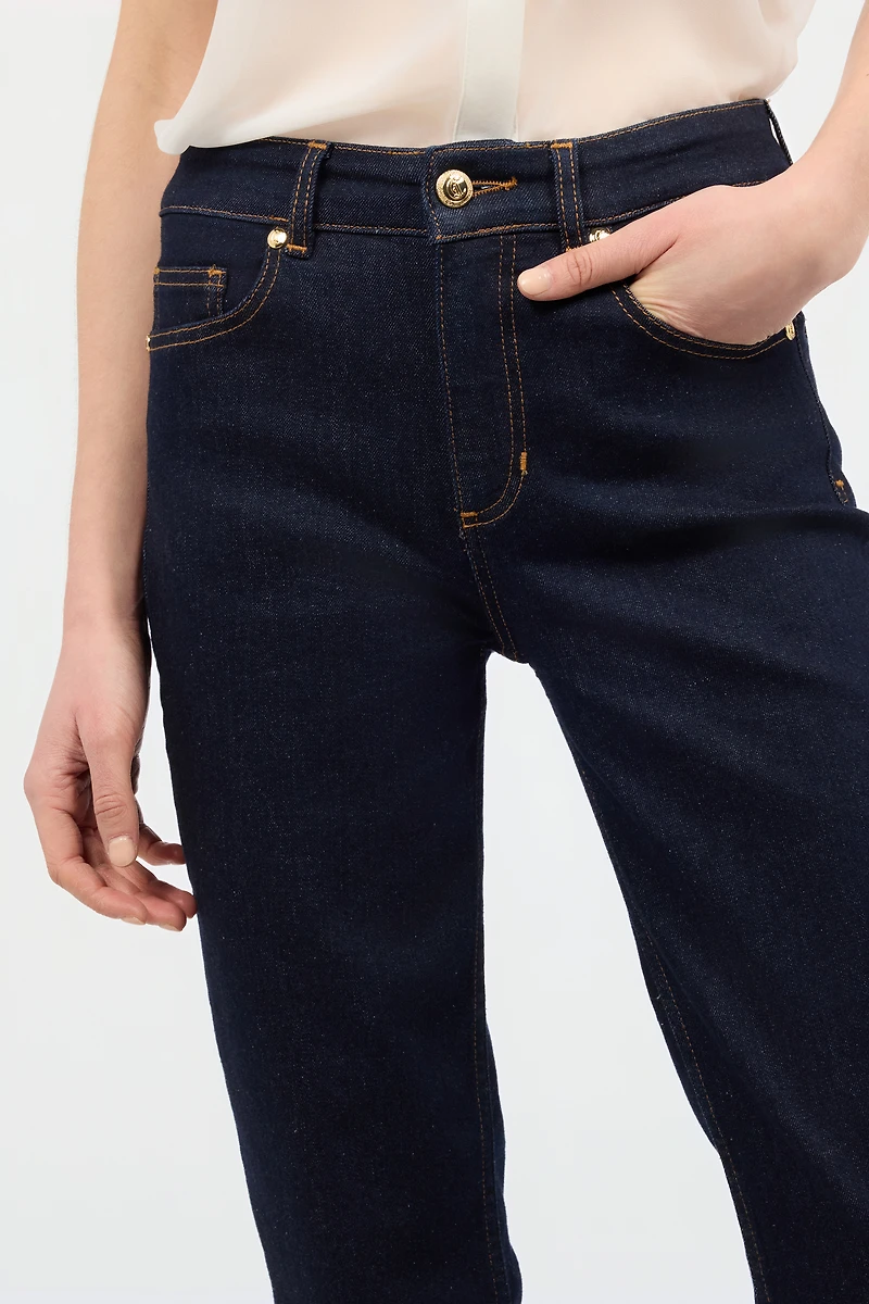 Straight-Leg Jeans With Embroidered Logo