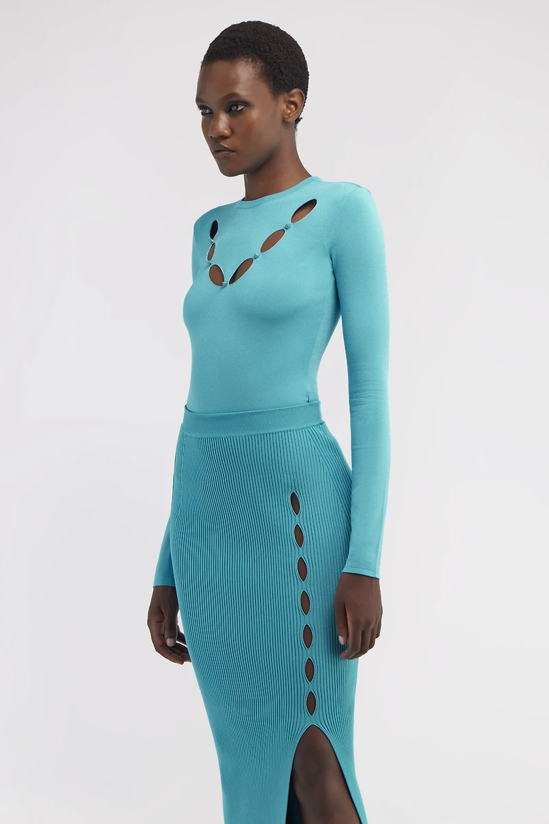 Knit top with cut-out