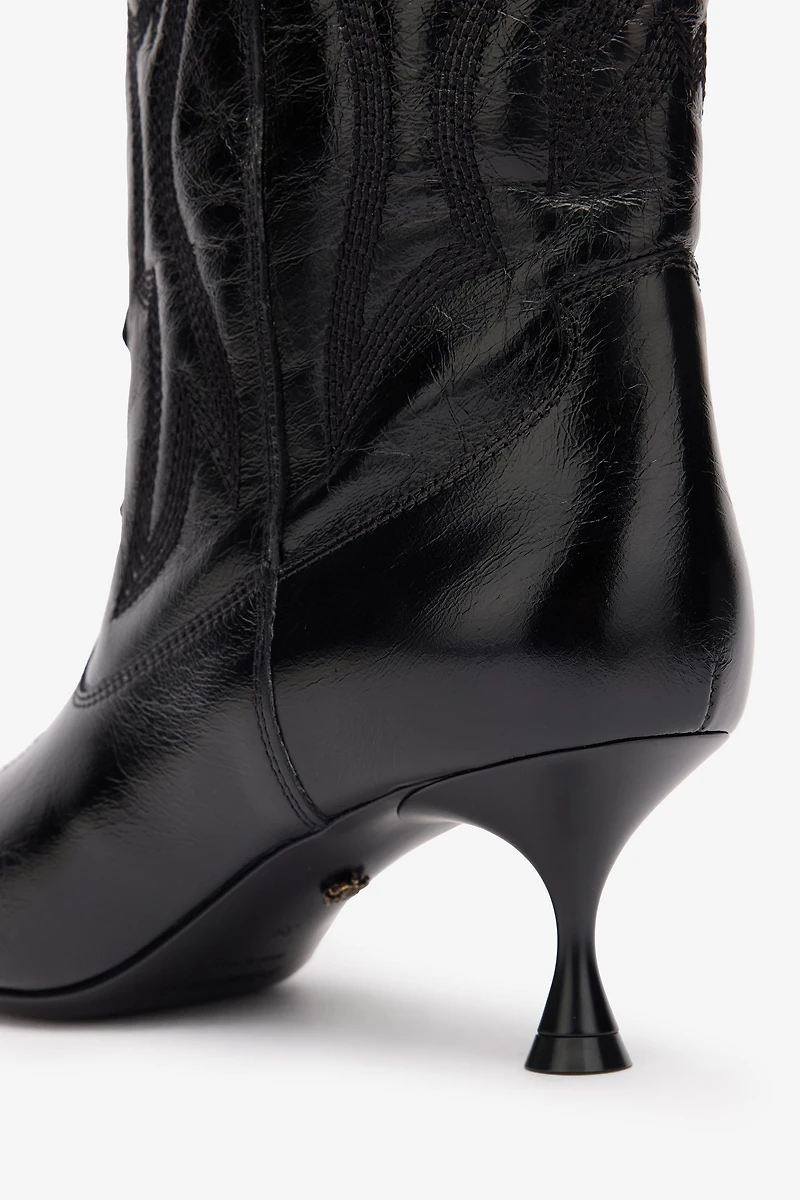 Boots With Quilted Motif