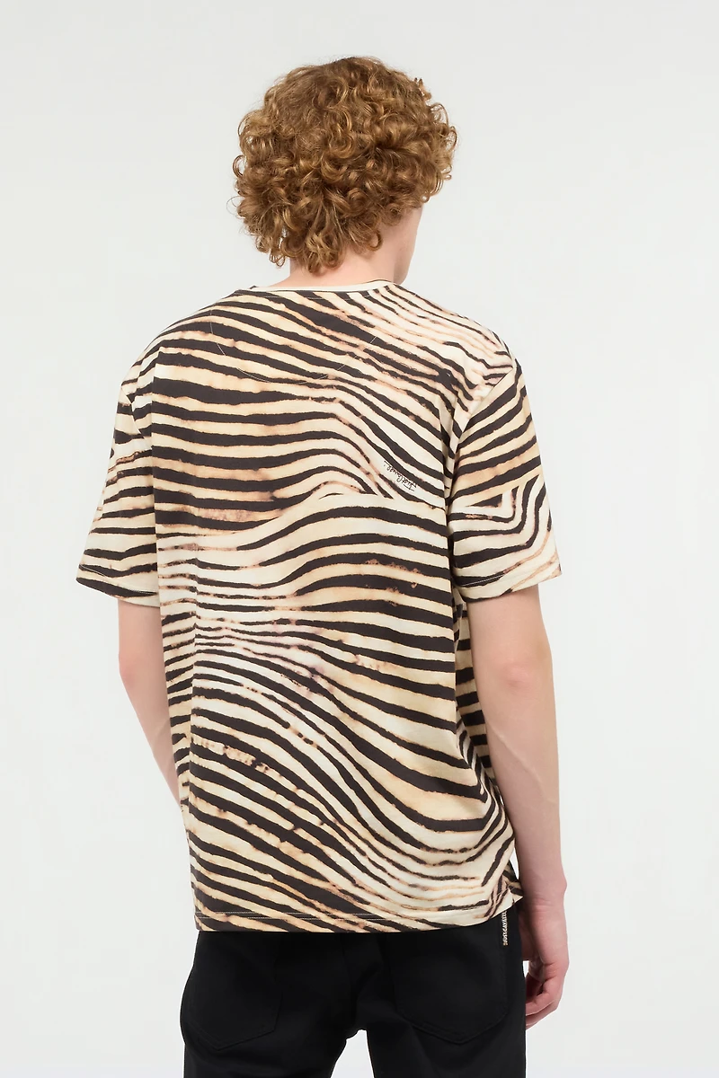 T-Shirt With Jungle And Monogram Print