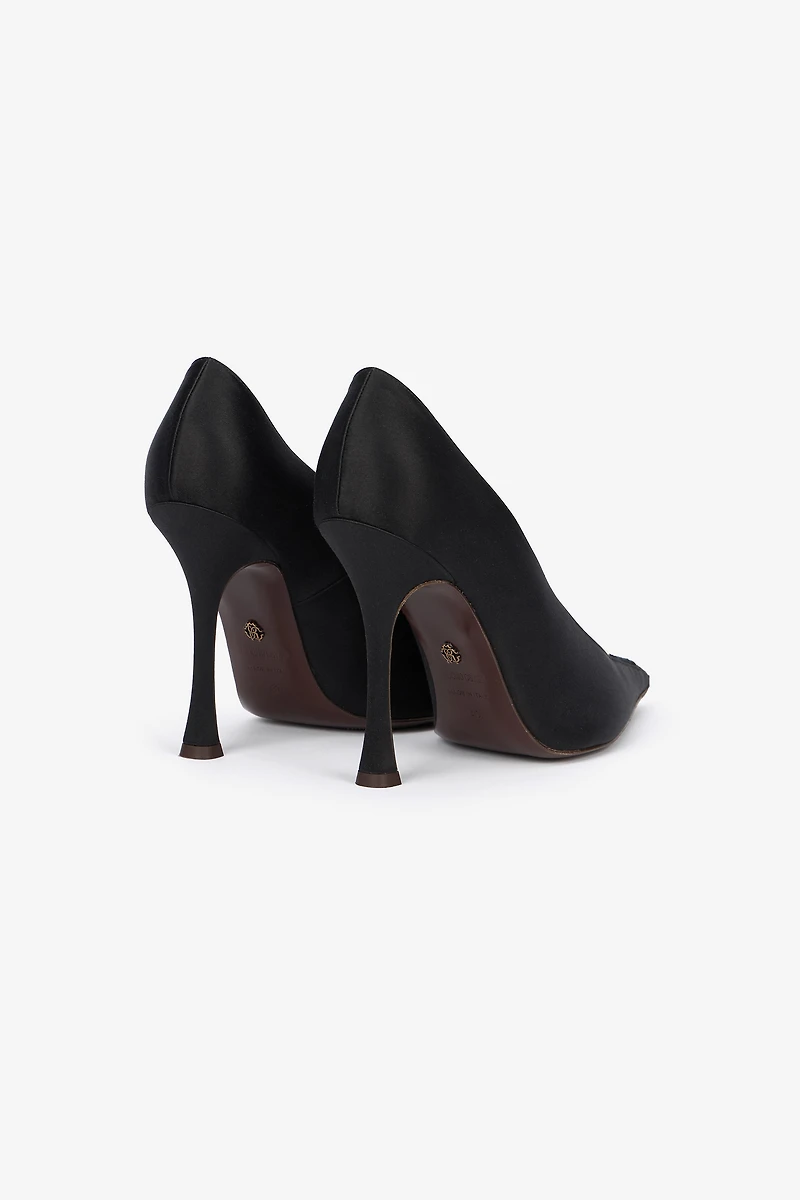 Black Pumps With Leaf Insert