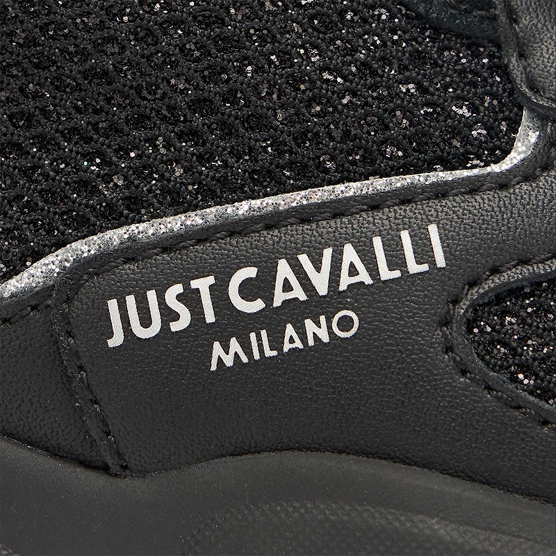 Sneakers With Chunky Lug Sole