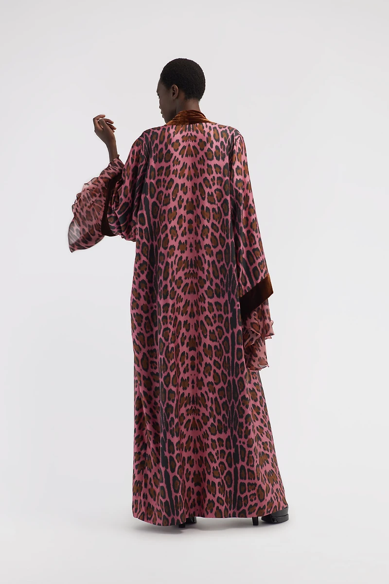 Belted coat with Leopard print