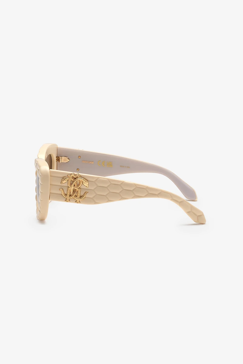 Sunglasses with wide bold cat-eye front