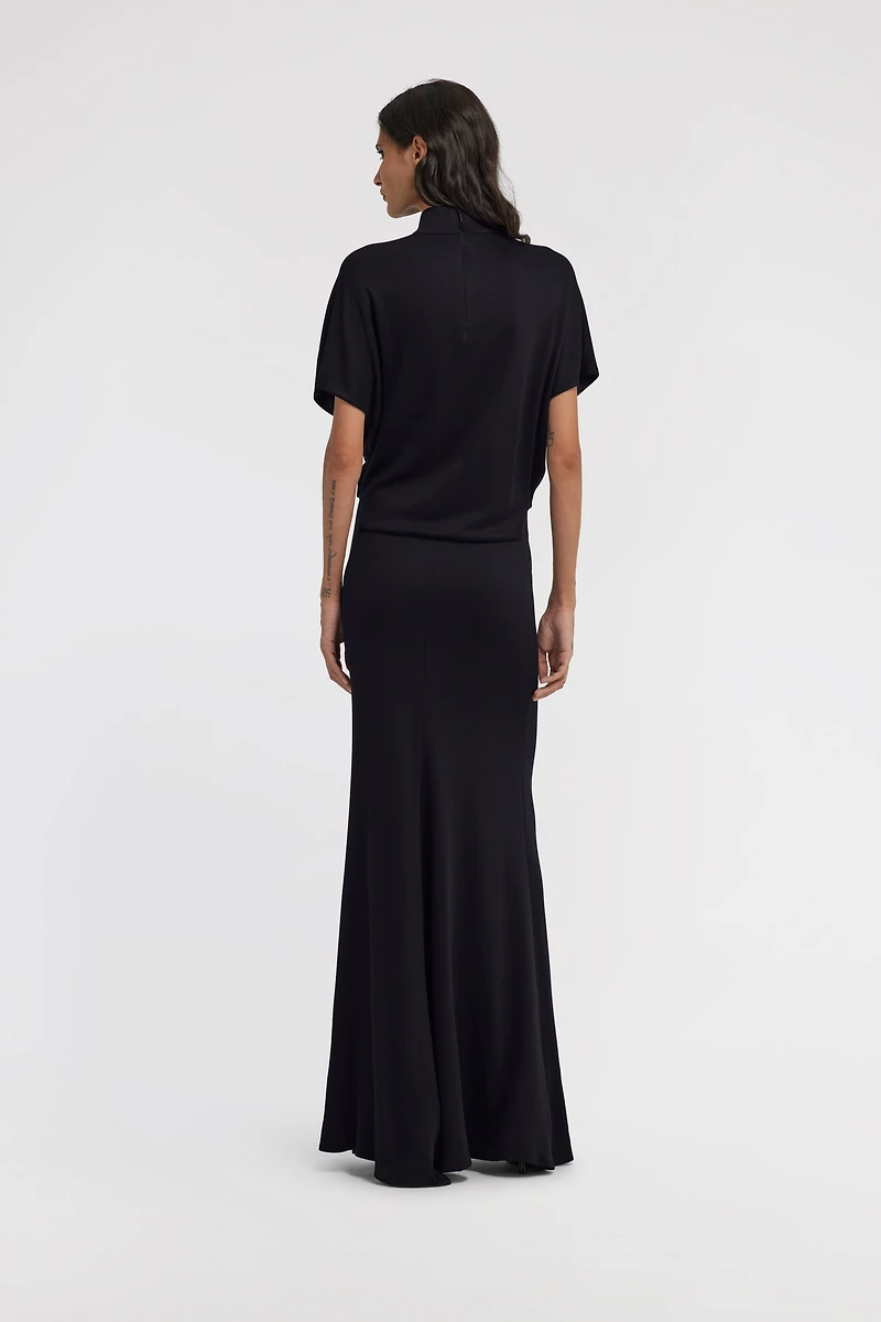 Long dress with knot