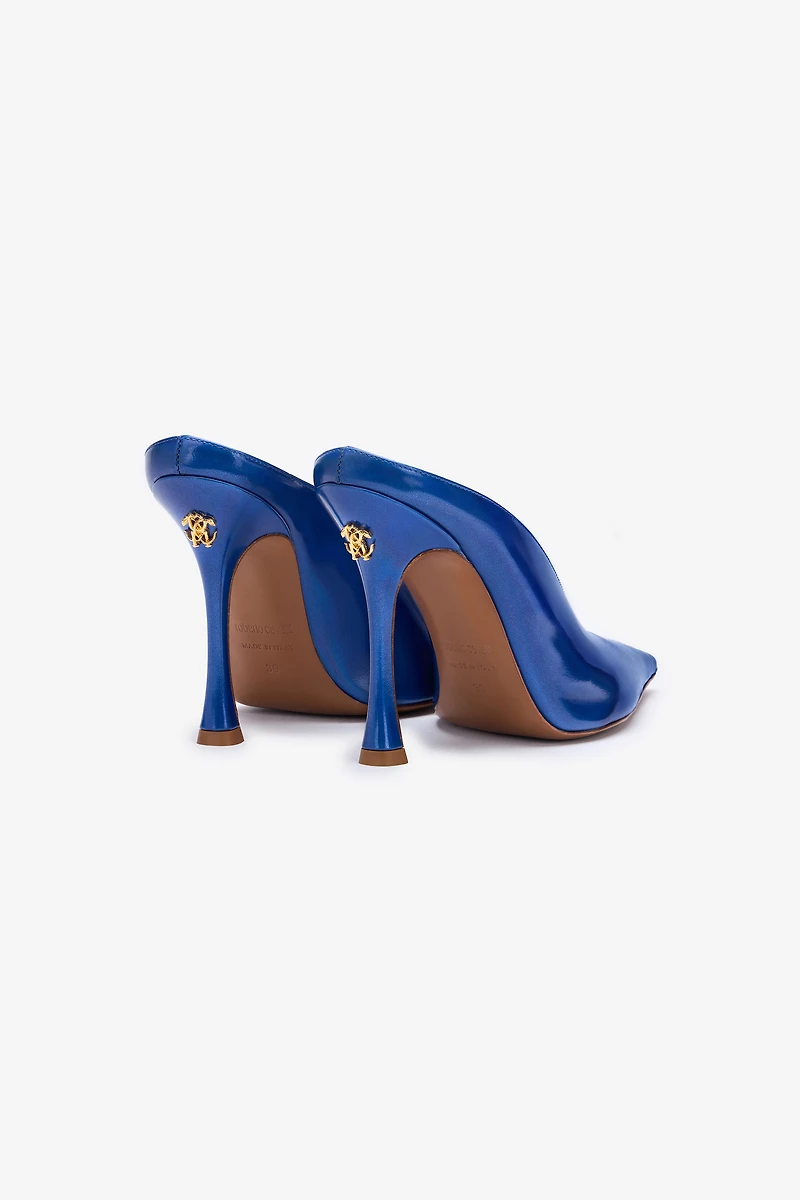Pumps-Inspired Mules