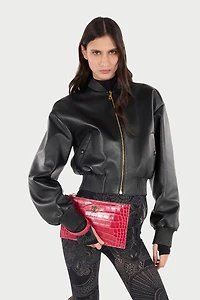 Crocodile-Effect Flat Clutch