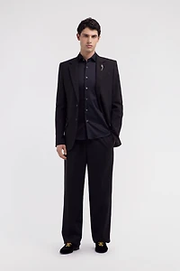 Two button blazer with Fang