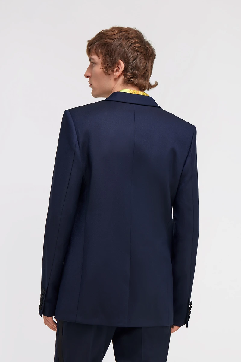 Single breasted jacket