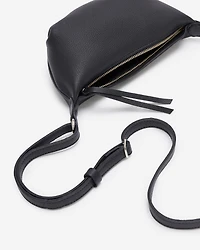 Petit sac croissant en cuir Nuage