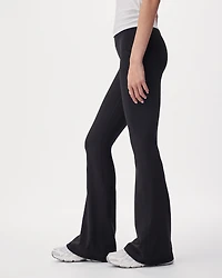 Active Knit Flare Legging