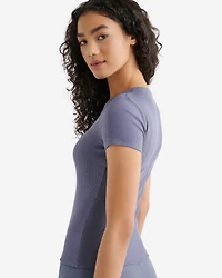 Haut côtelé ajusté à manches courtes Roam