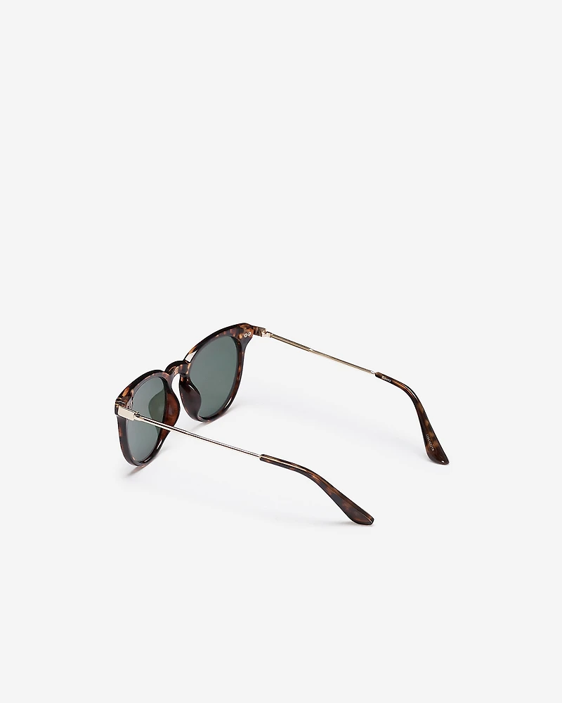 Womens Plastic Round With Metal Temple Arms Sunglasses