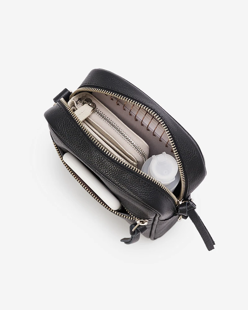 Essential Crossbody Cervino