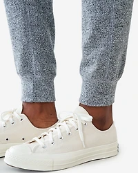 Pantalon court en molleton ajusté à cheville côtelée (entrejambe : 26 po)