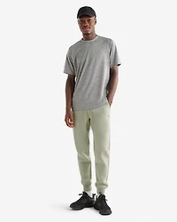 T-shirt sport en tricot léger