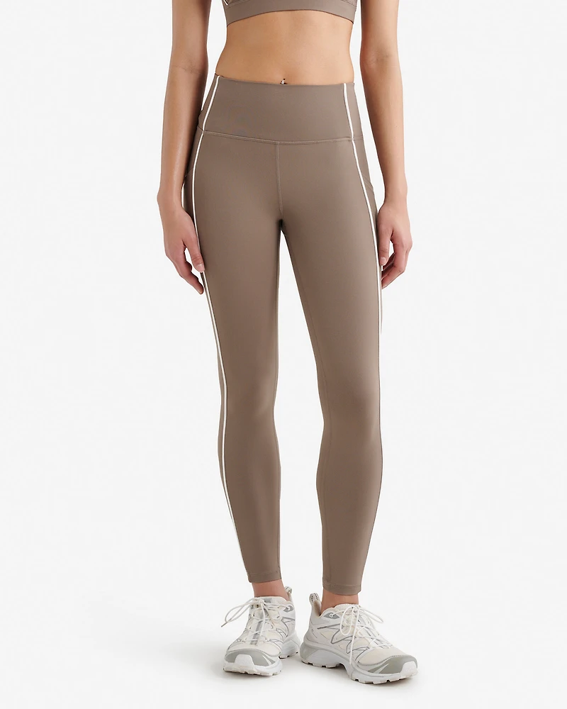 Restore Stretch Piped Legging