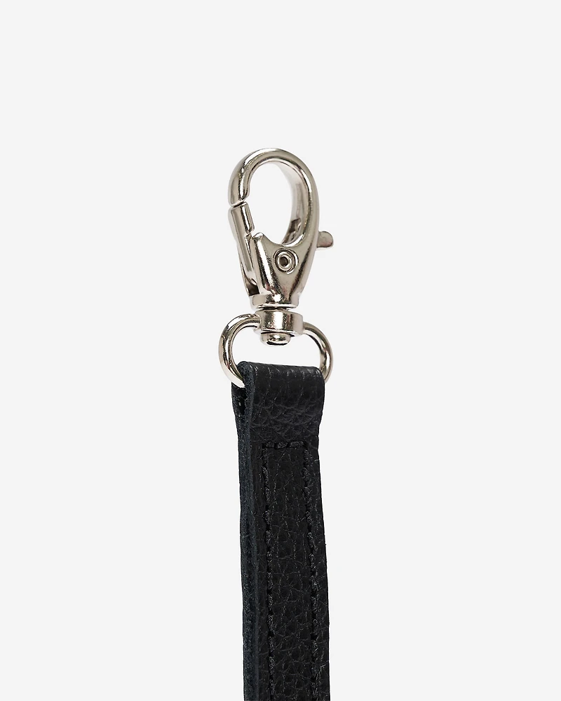 Roots Worldwide Pouch France