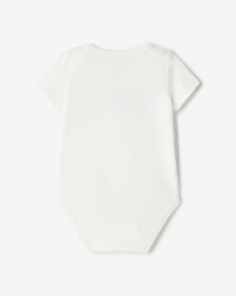 Combinaison motif floral pour bébé