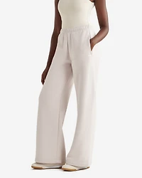 Cloud Wide Leg Sweatpant