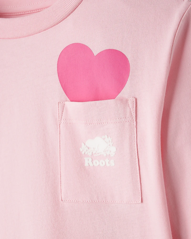 T-shirt à poche en forme de cœur pour tout-petits
