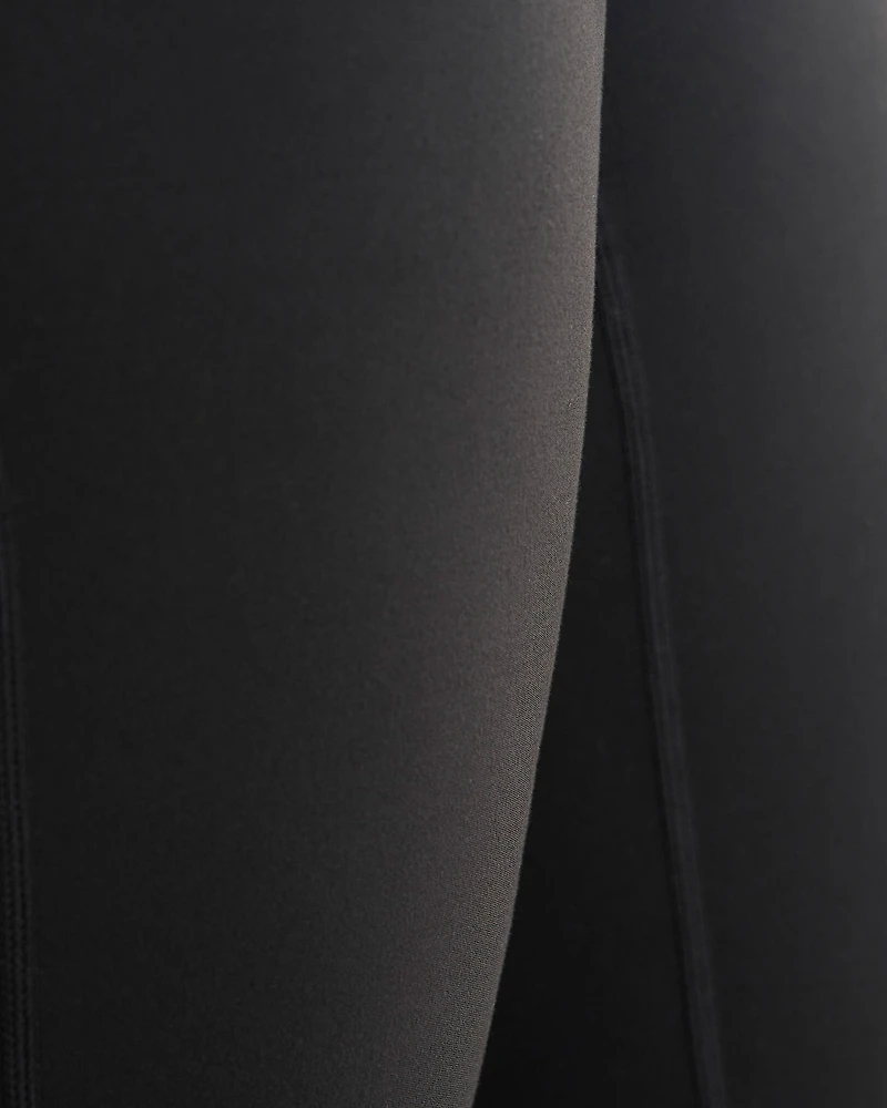 Restore Pocket Legging