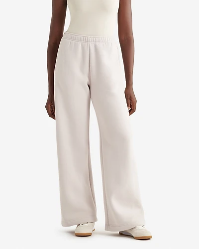 Cloud Wide Leg Sweatpant