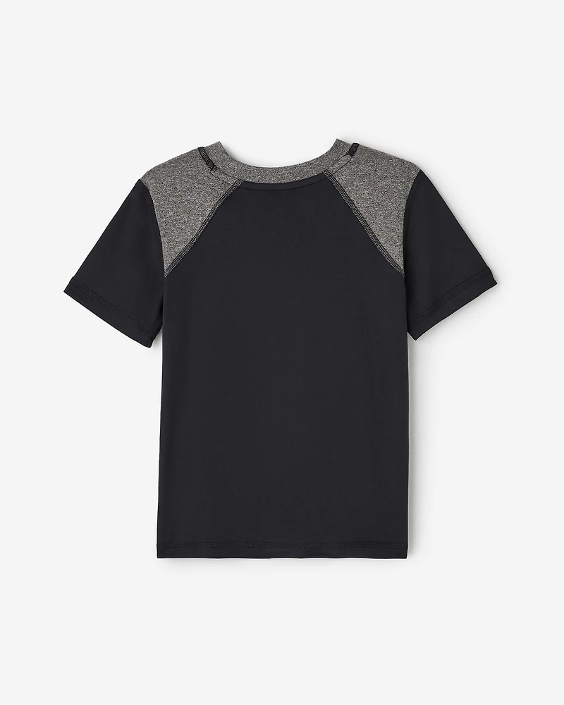 T-shirt contrastant sport pour tout-petits