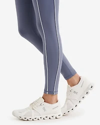 Restore Stretch Piped Legging
