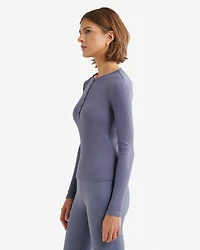 Chandail henley ajusté à manches longues en tissu côtelé Roam