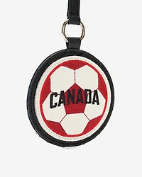 Breloque Canada Roots International