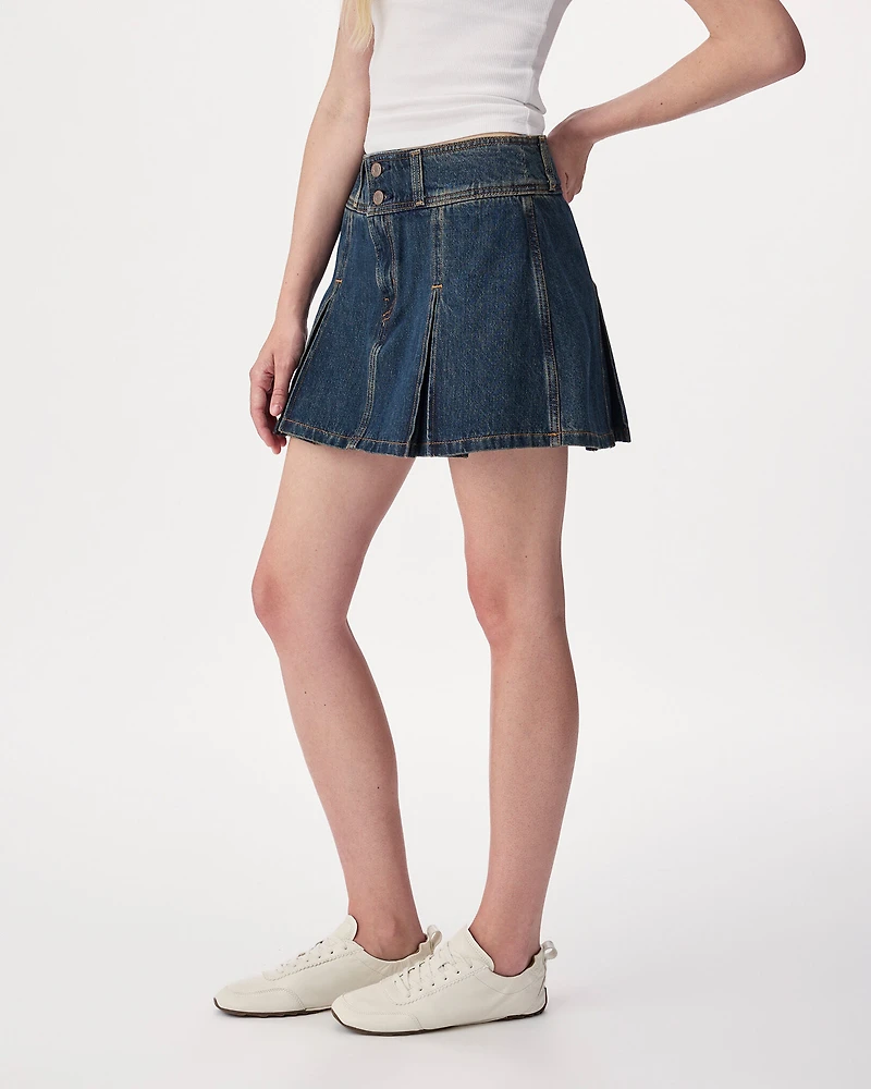 Levi's® Inverted Pleat Mini Skirt