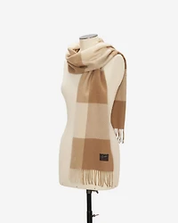 Écharpe en laine à carreaux