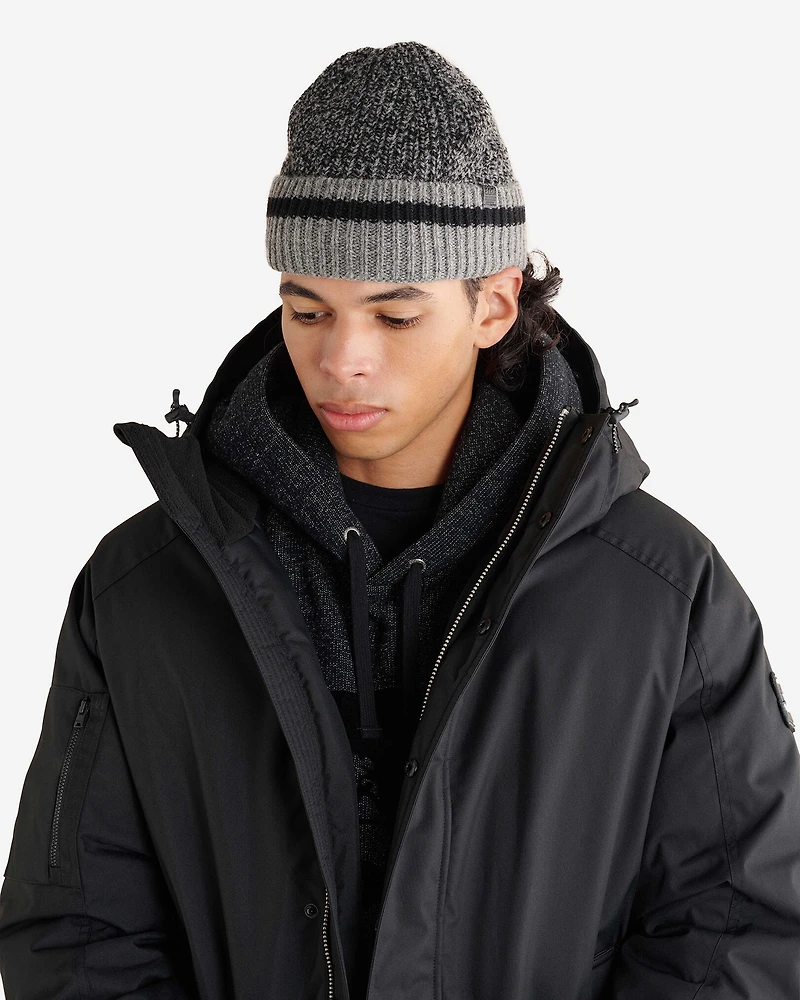 Cabin Toque
