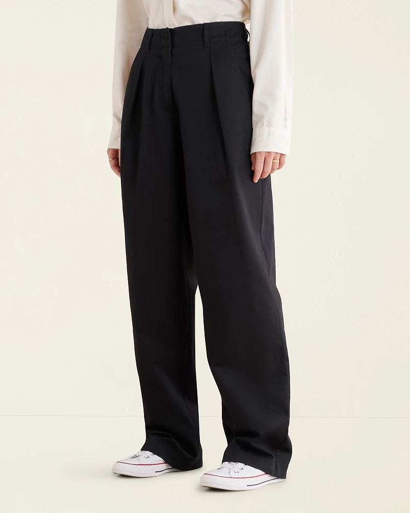 Dauphin Pleated Pant