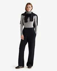 Chandail à col roulé côtelé