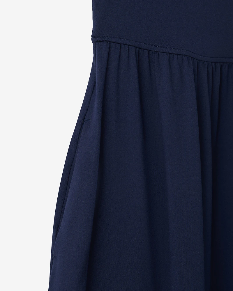 Robe à encolure carrée en tricot Renew