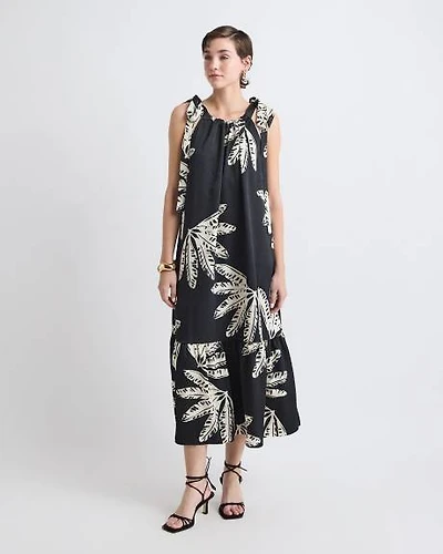 Sleeveless Halter-Neck Midi Dress