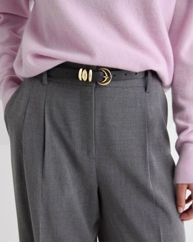 Thin Leather Belt with Rounded Buckle