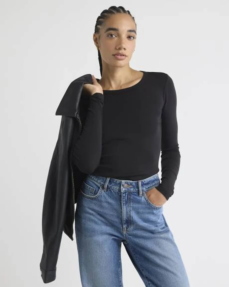 Long-Sleeve Crew-Neck Fitted Ribbed Tee